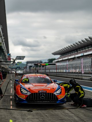 24	Max Racing	Yusaku Shibata	Yuya Motojima	Mercedes-AMG GT3 Evo | SRO Motorsport Group