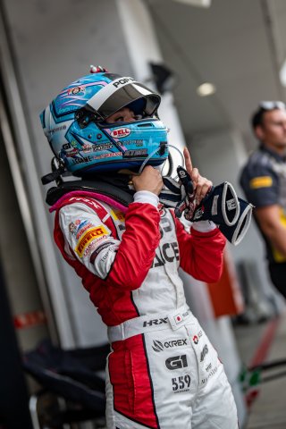 44	POP RACE	Maaya Orido	Kelvin Ho	Mercedes-AMG GT4 | SRO Motorsport Group
