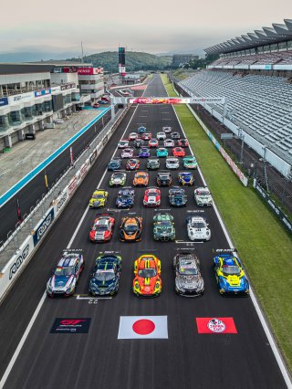 Group Photo | SRO Motorsport Group