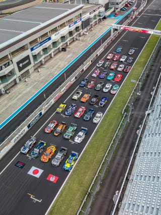 Group Photo | SRO Motorsport Group
