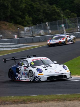 9	BINGO RACING with LM corsa	Shinji Takei	Ukyo Sasahara	Porsche 911 GT3 R (992) Evo  | SRO Motorsport Group