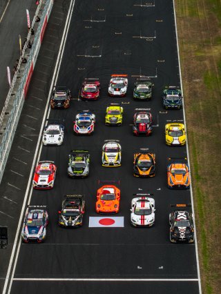 Group Photo | SRO Motorsport Group