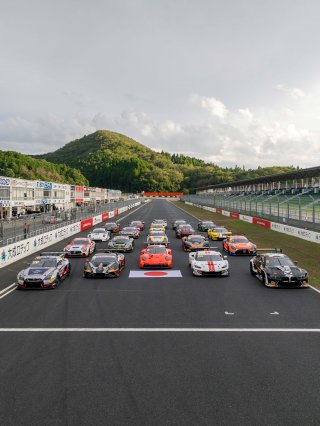 Group Photo | SRO Motorsport Group