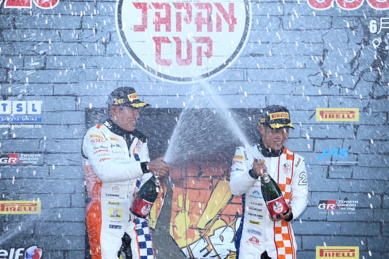 SUGO: 波乱のレース2を制したのは24号車！初戦の悔しさバネに見事な優勝