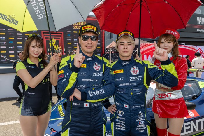 SUGO: 1号車がポールトゥウィン！GT4は82号車が優勝